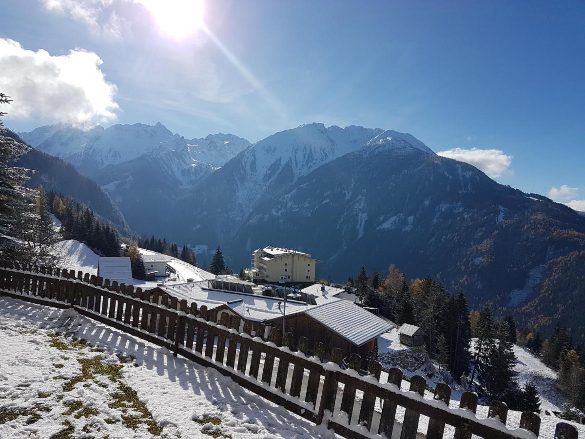 イェルツェンス Haus Edelweiss Bed & Breakfast エクステリア 写真